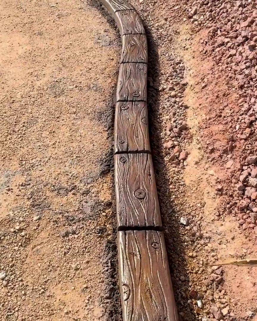 Stamped concrete curbing, close up